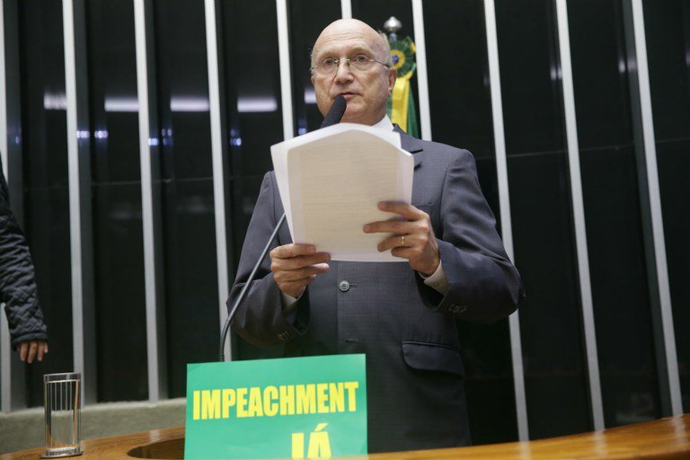 Osmar Serraglio na Câmara: defesa do impeachment e de Eduardo Cunha / Foto Carta Capital
